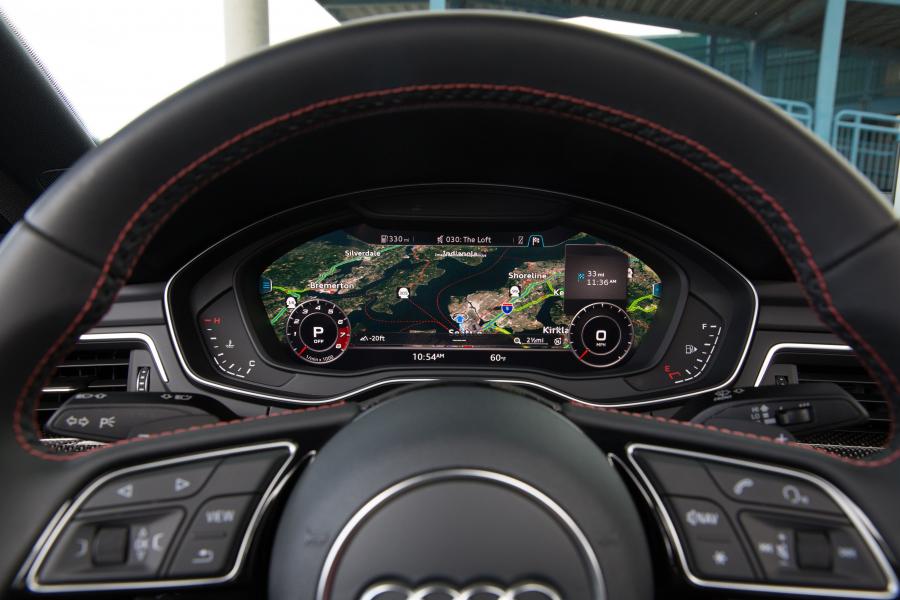 Панель приборов Audi S5 Sportback 2017 года  (NA) (фото 2 из 40)